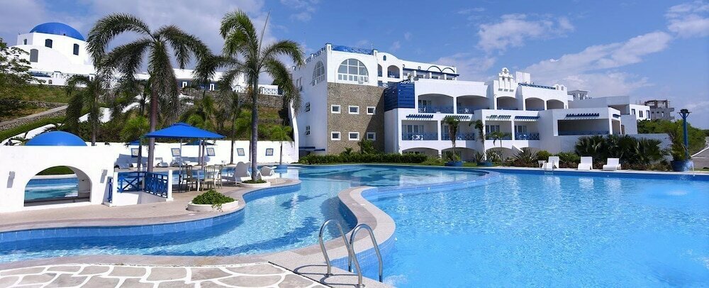 Resort Thunderbird Resorts - Poro Point, San Fernando, photo