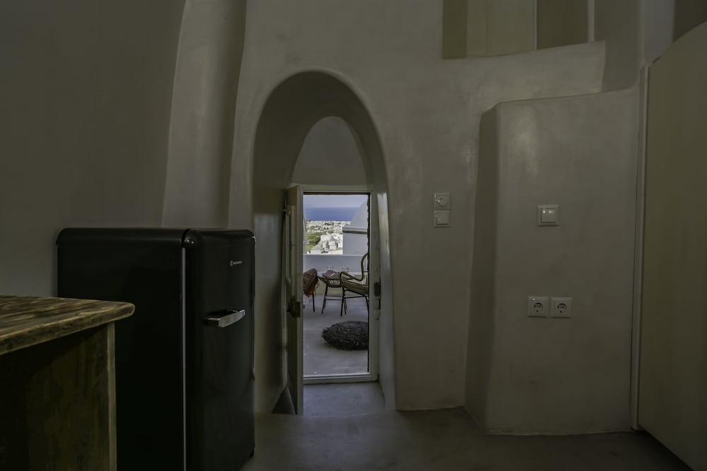 Фото Exi Castle Suites