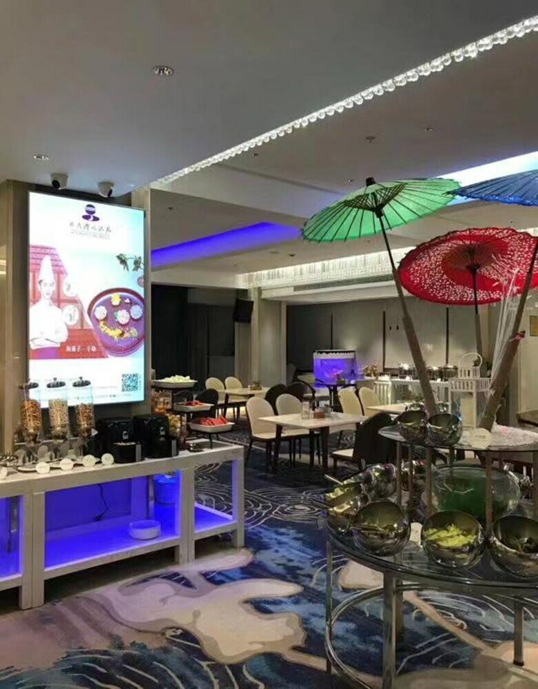 Фото Sun Moon Lake Hotel