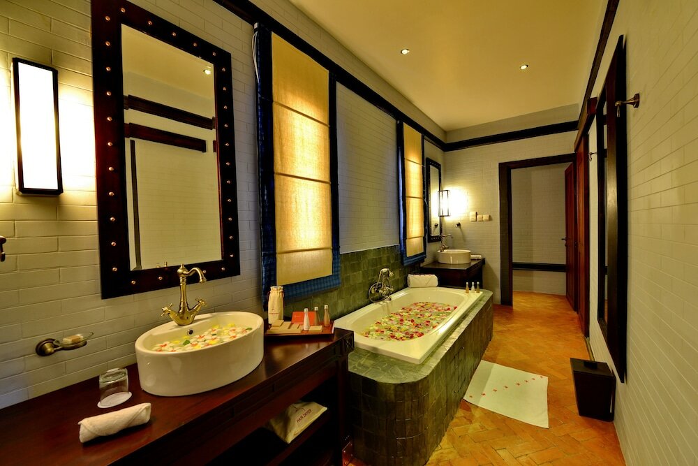 Фото Bagan Lodge