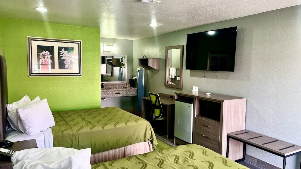 Фото Fort Davis Inn & R. V. Park