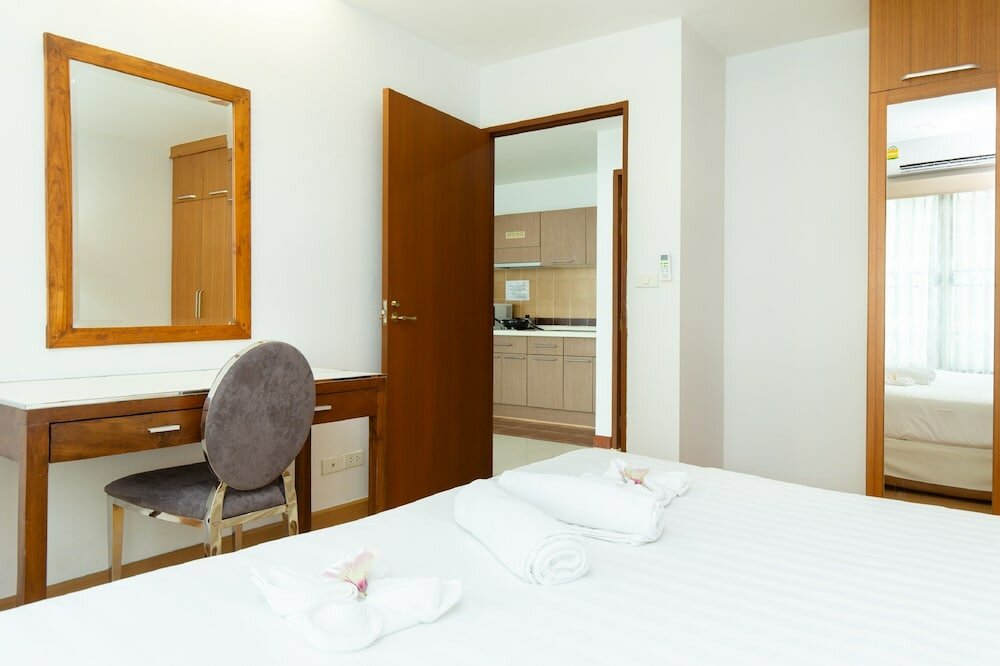 Фото Lasalle Suites Hotel & Residence