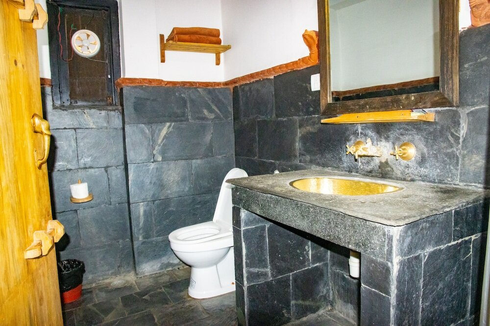 Фото Hotel Ganesh Himal