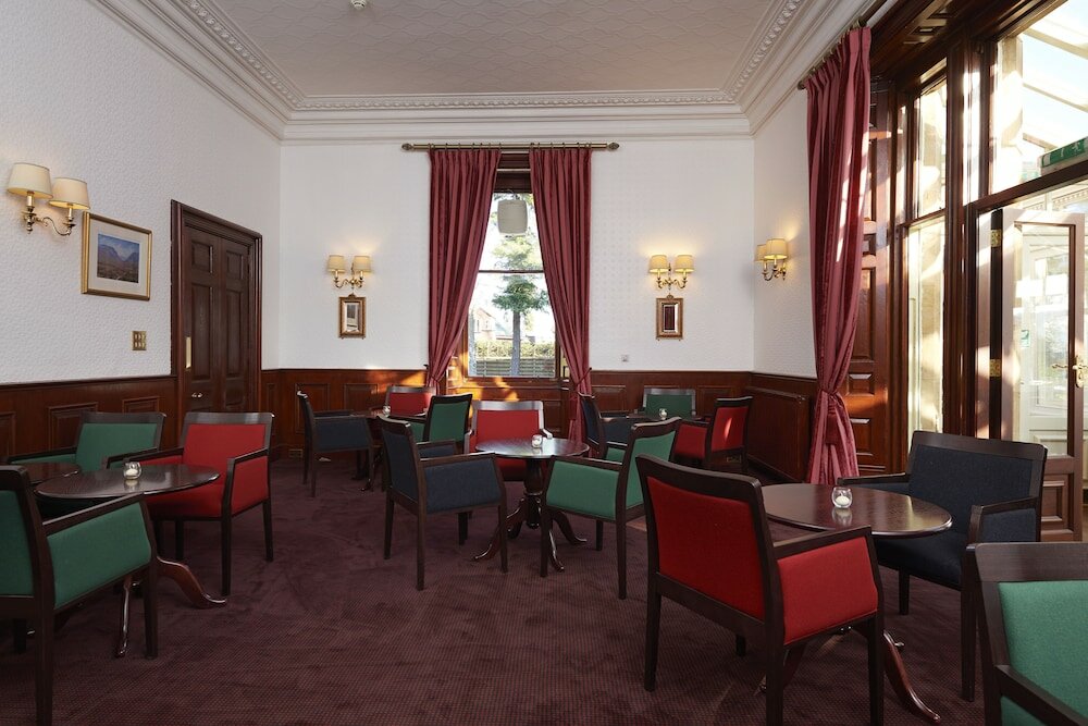 Фото Lochardil House Hotel