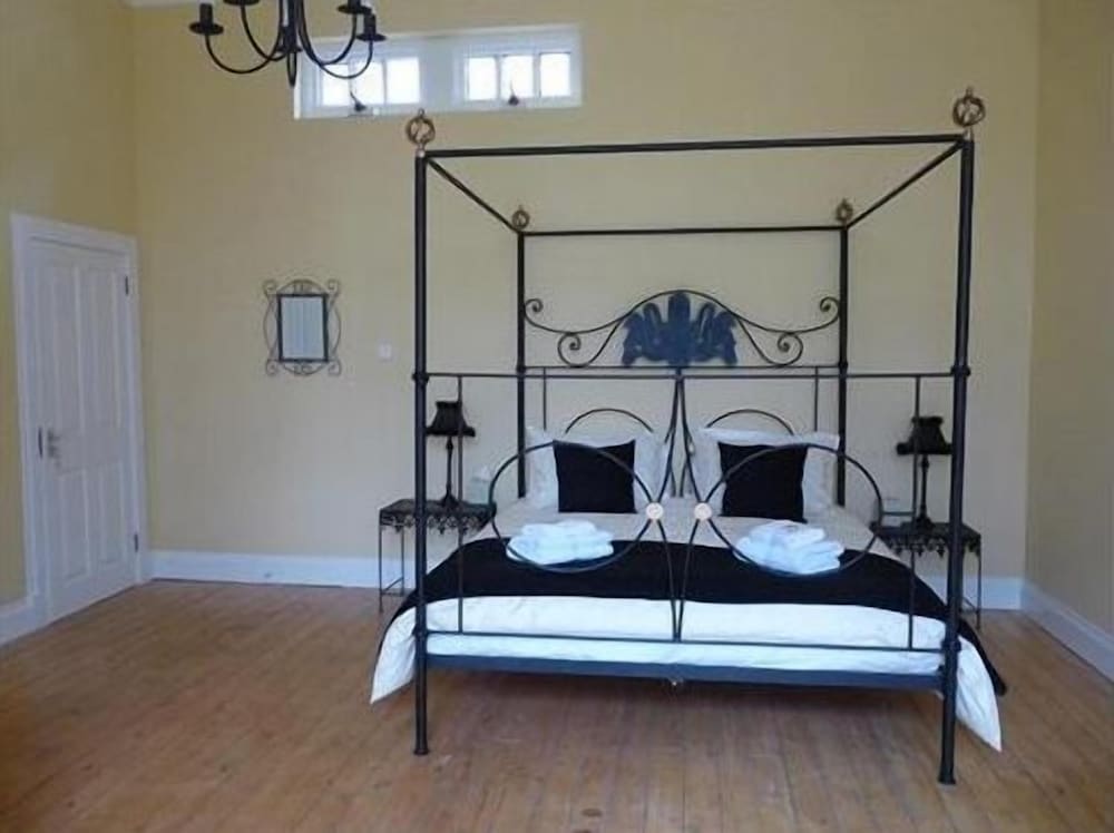 Фото The Old School Dalleagles