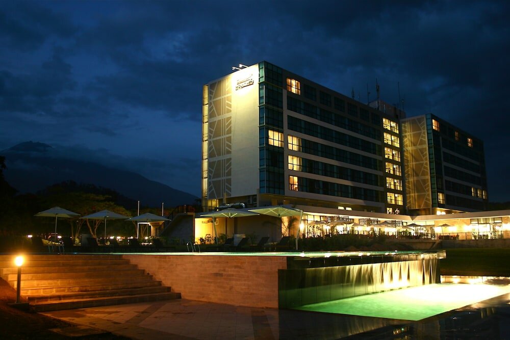 Фото Mount Meru Hotel