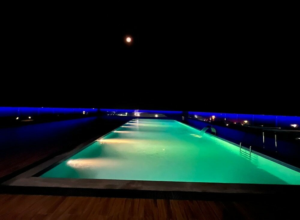 Фото Hotel Hilltop International