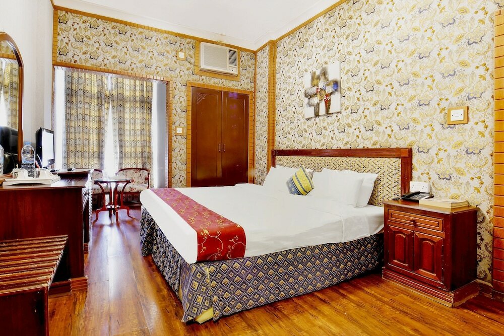 Фото Oyo 125 Moon Plaza Hotel