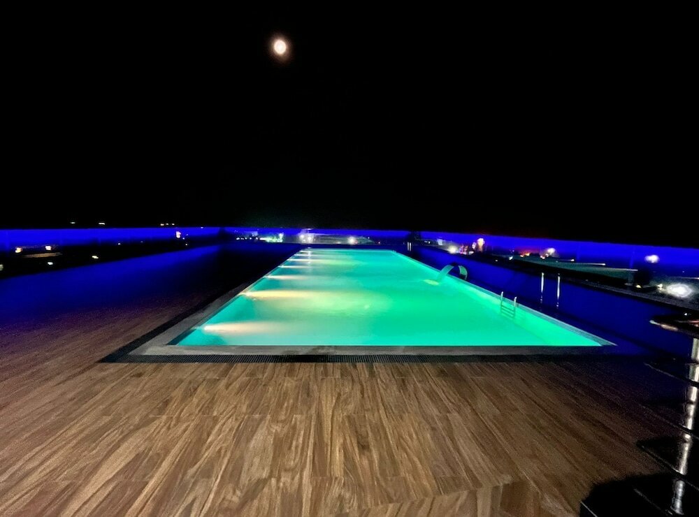 Фото Hotel Hilltop International