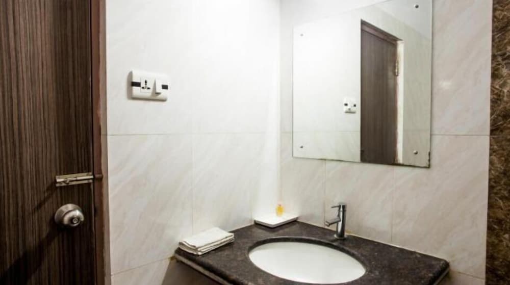 Фото Utsav Resort by The Citi Residenci