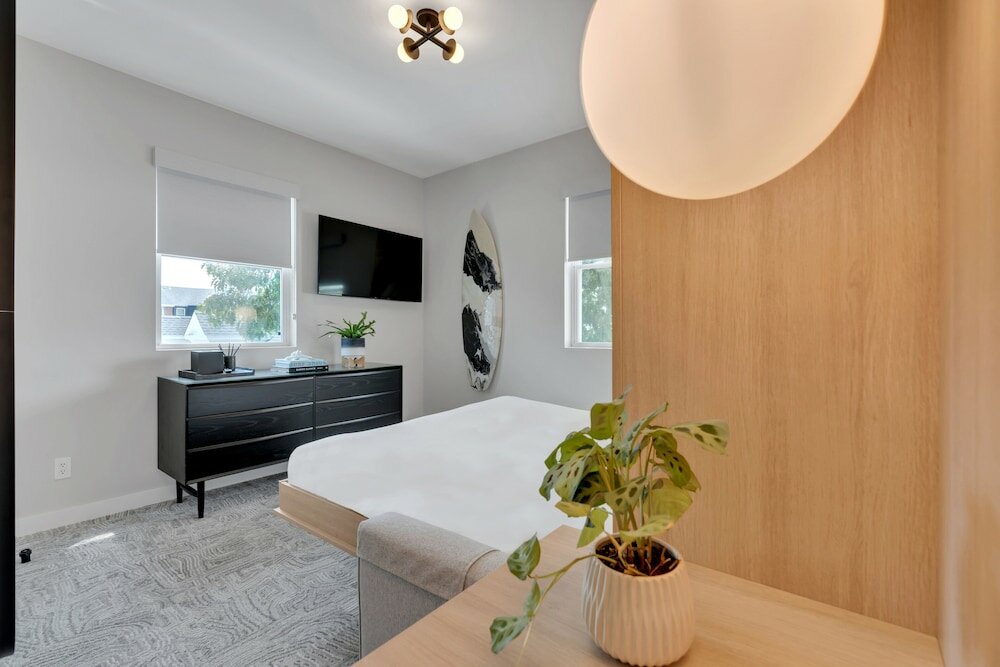 Фото The St Laurent Social Club & Guest Rooms