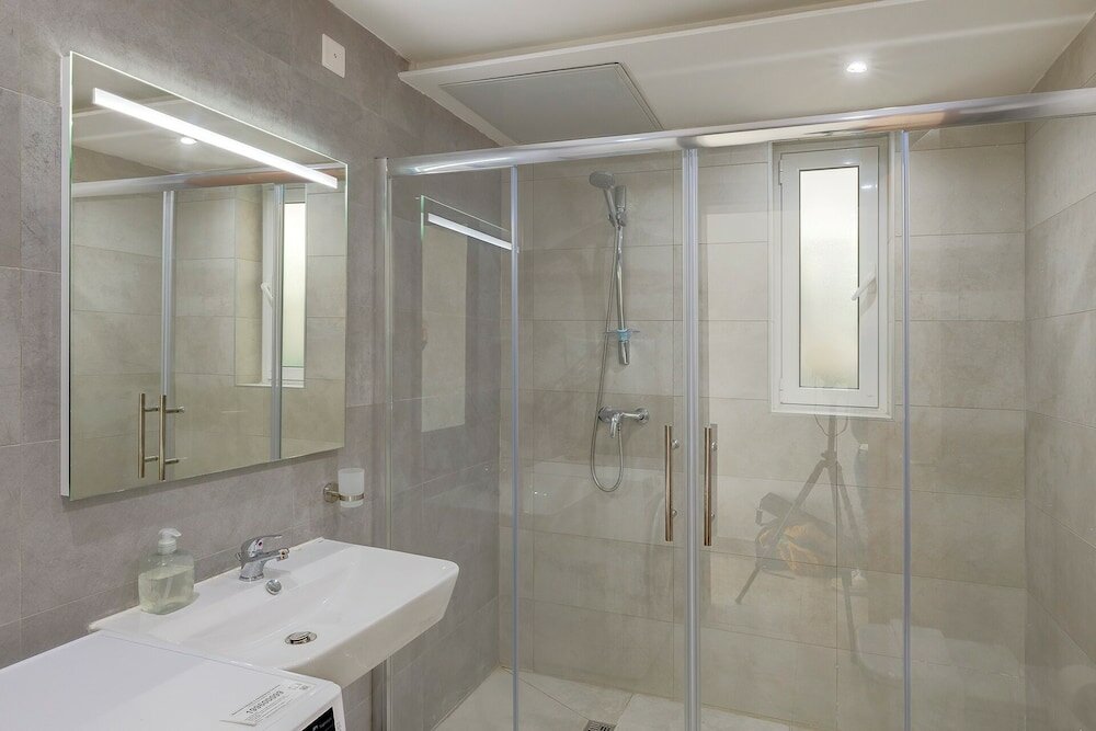 Фото Magical Rooftop Penthouse, Best Location In Sliema