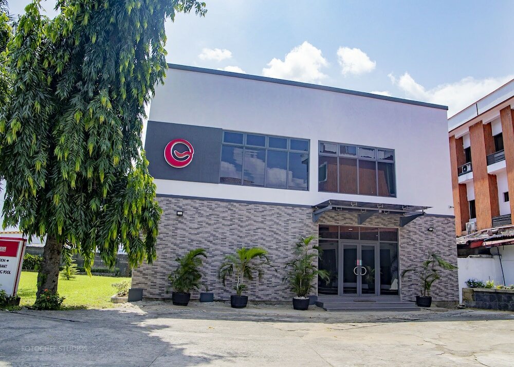 Фото отеля 2