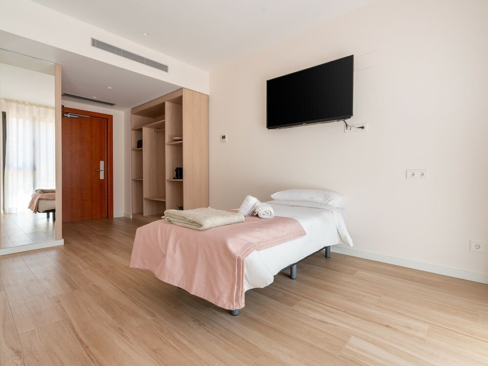 Фото Limehome Barcelona