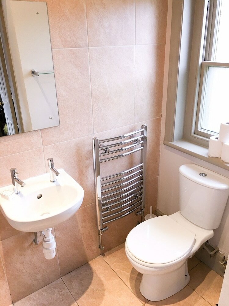 Фото Thornton Manor Estates