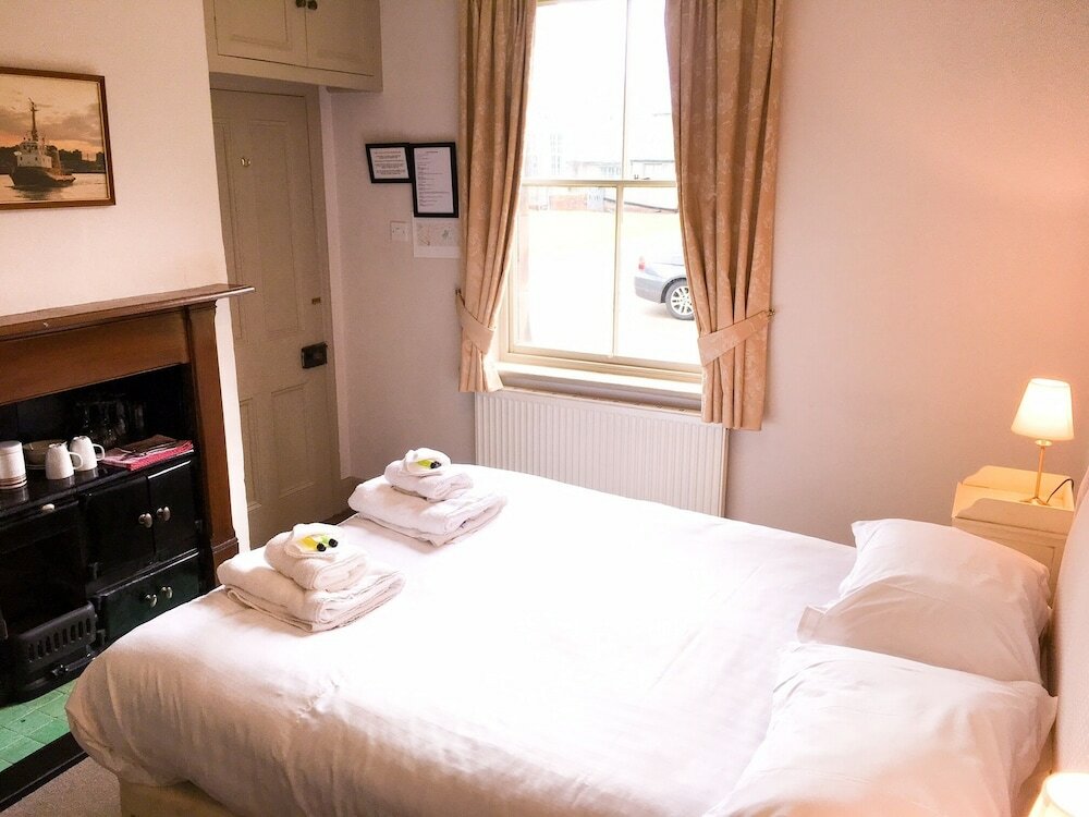 Фото Thornton Manor Estates