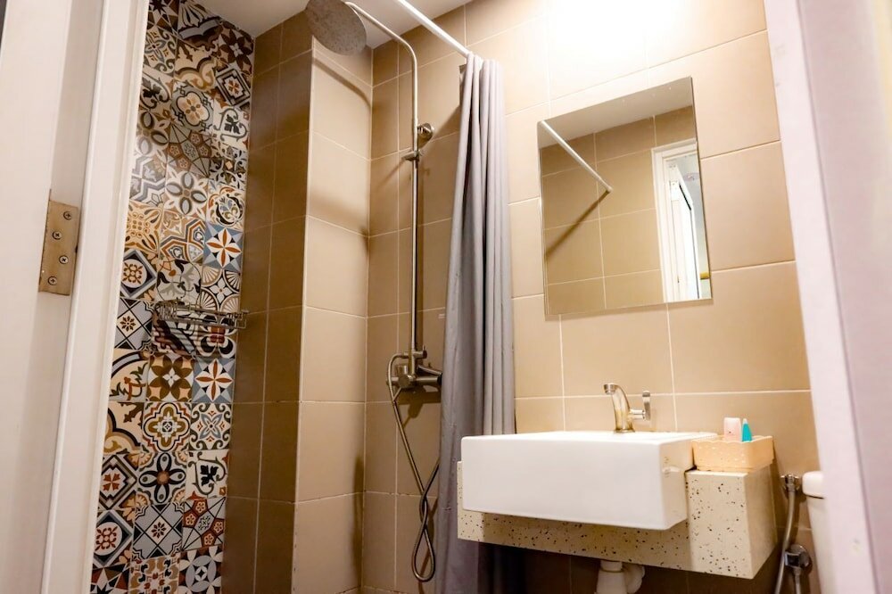 Фото Bishop Hotel