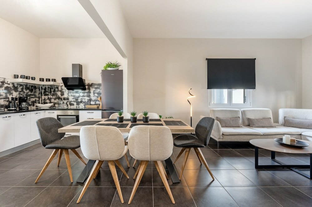 Фото Amabilis City Apartment