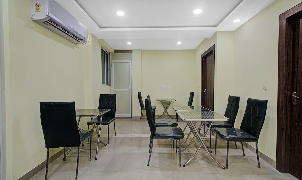 Фото Treebo Tryst Tahoora International