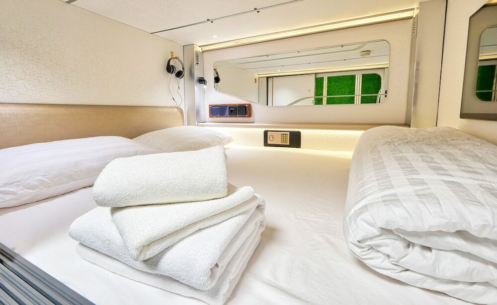 Фото Ljubljana Capsule Hostel