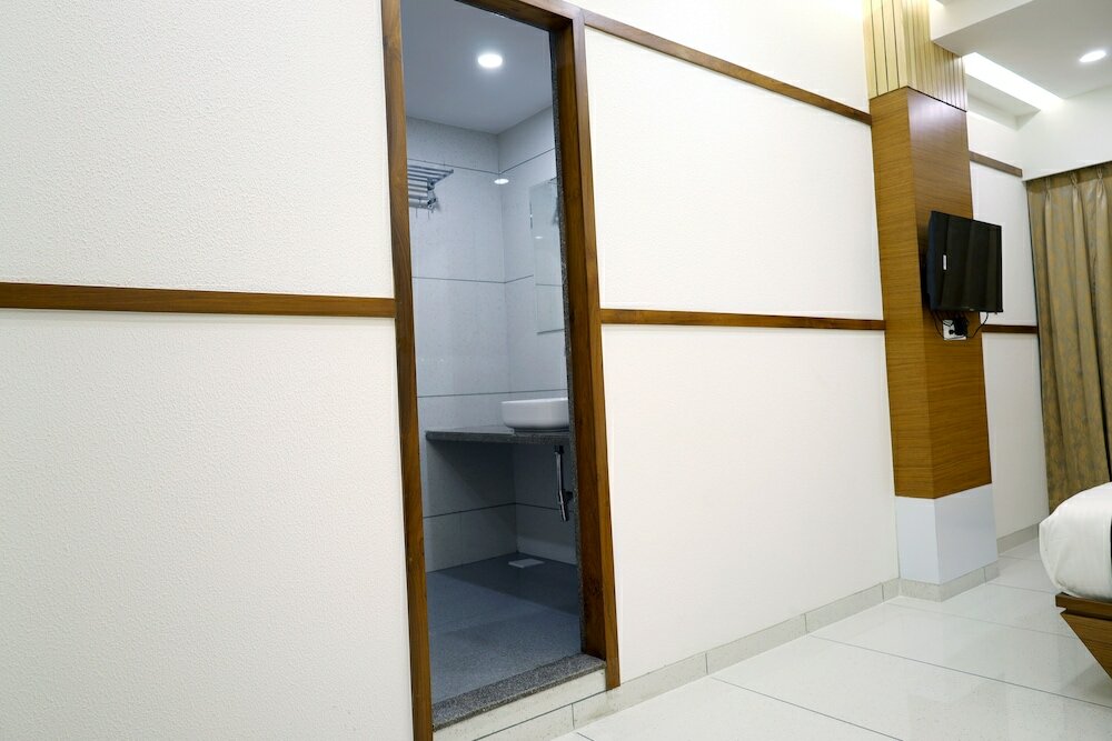 Фото Hotel Tulsi