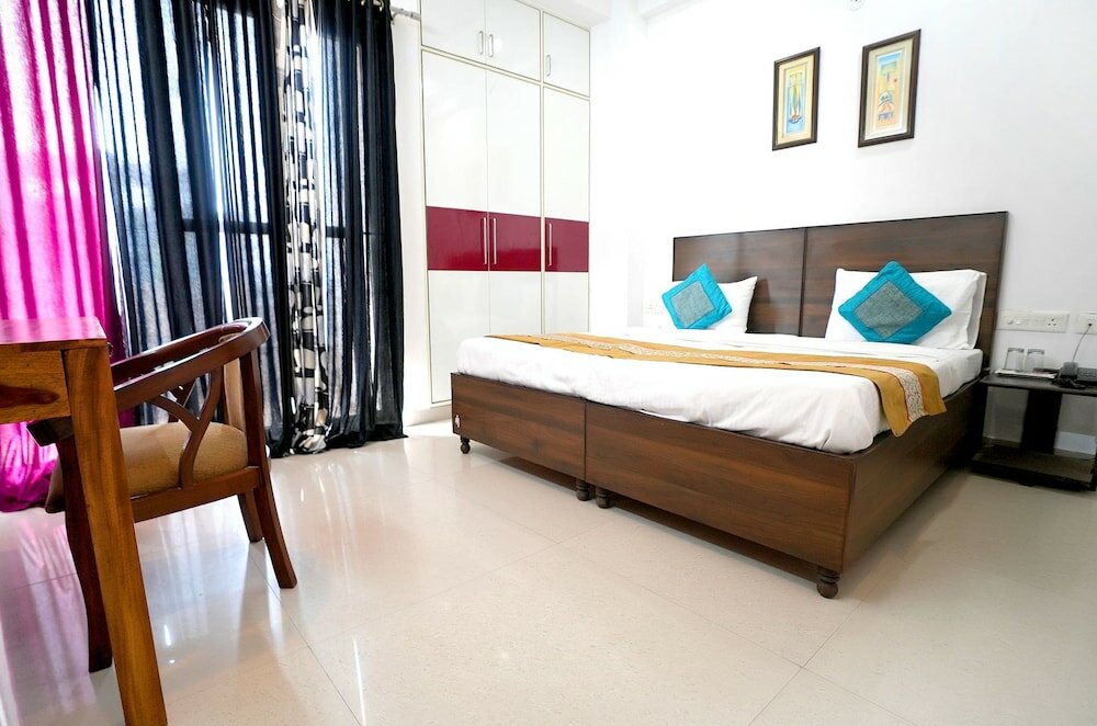 Фото Gupta Residency