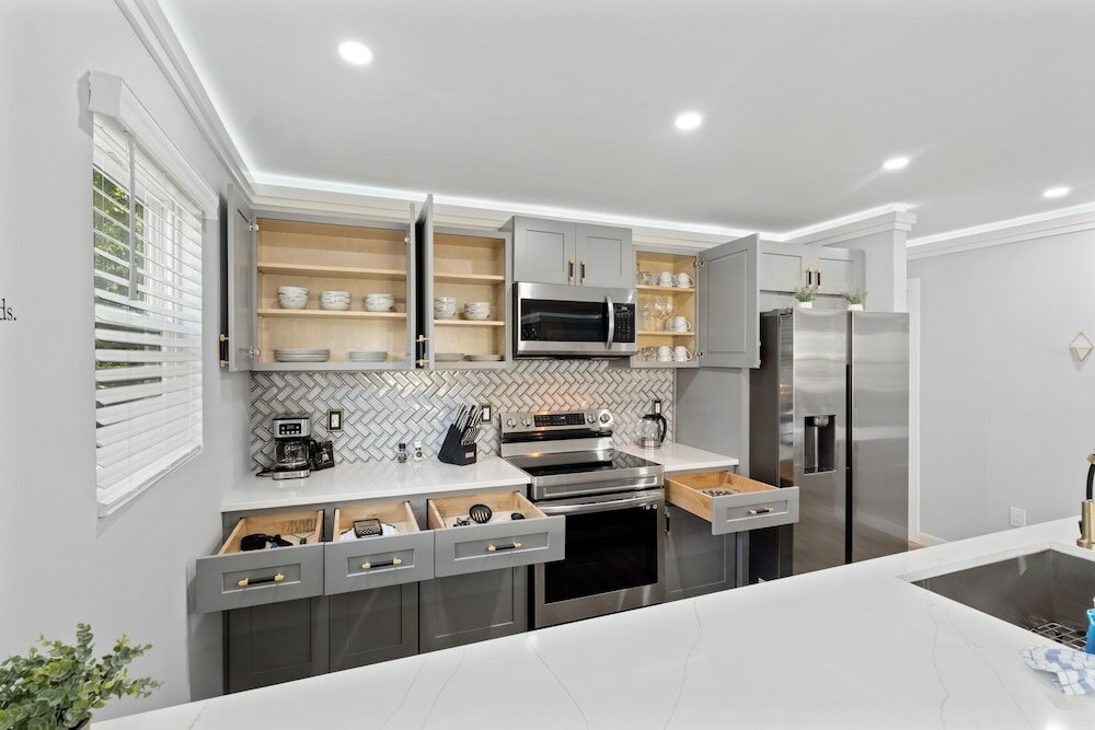 Фото Charlotte Spacious Home