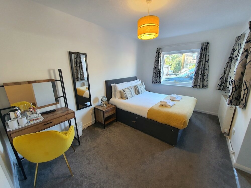 Фото North Cambridge Guesthouse- Paymán Club