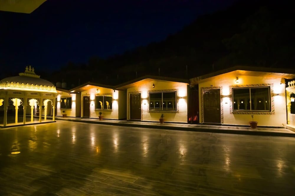 Фото Badigarh Palace Resort