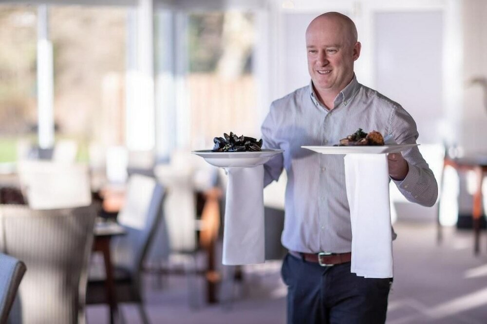 Фото The Lake of Menteith Hotel