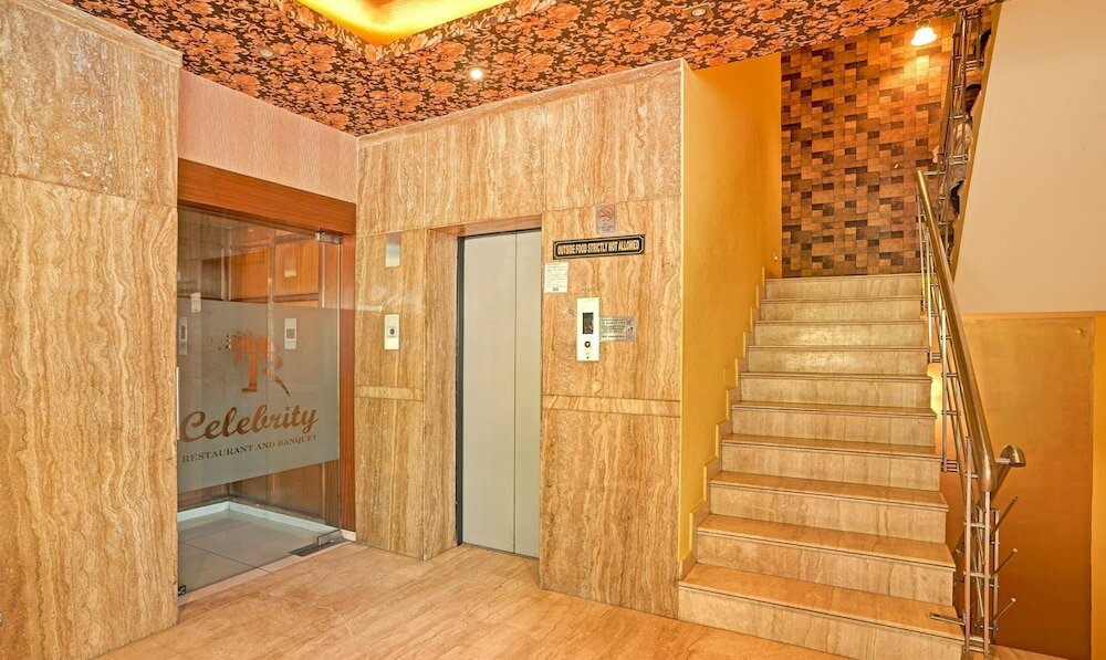 Фото Treebo Trend The Royal Cm