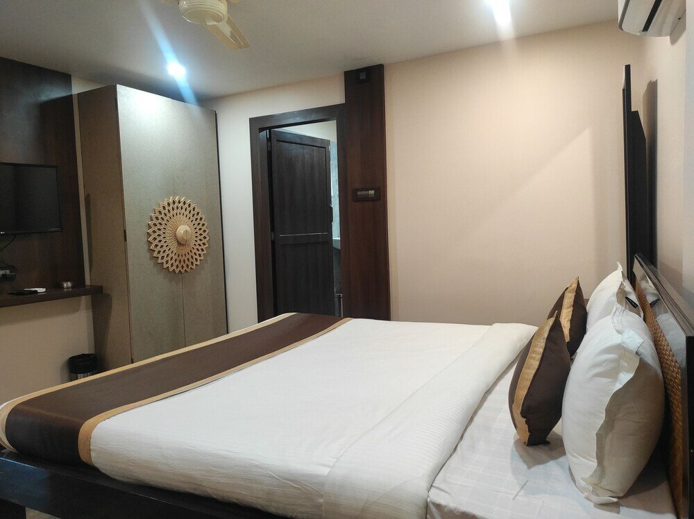 Фото Hotel Relax - Nagaon