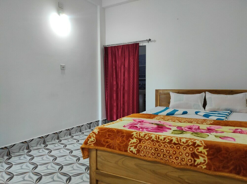 Фото Homecation Manas River Rock Lodge