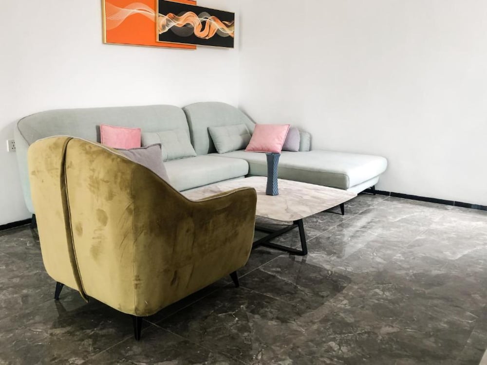 Фото Elizabeth Golf Apartment