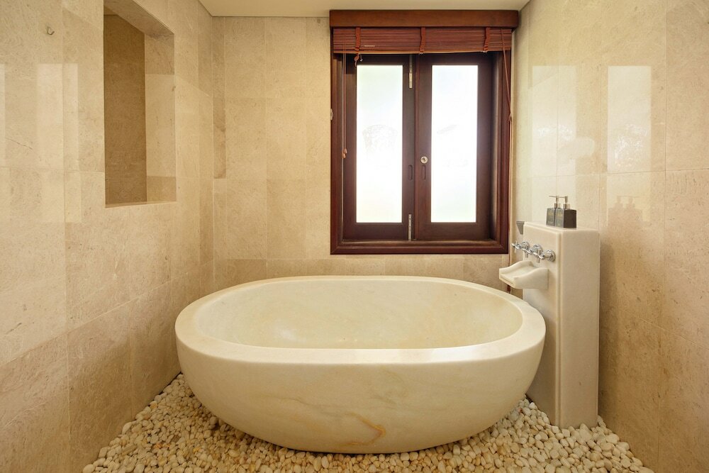 Фото Luxury Danang Beach Pool Villa