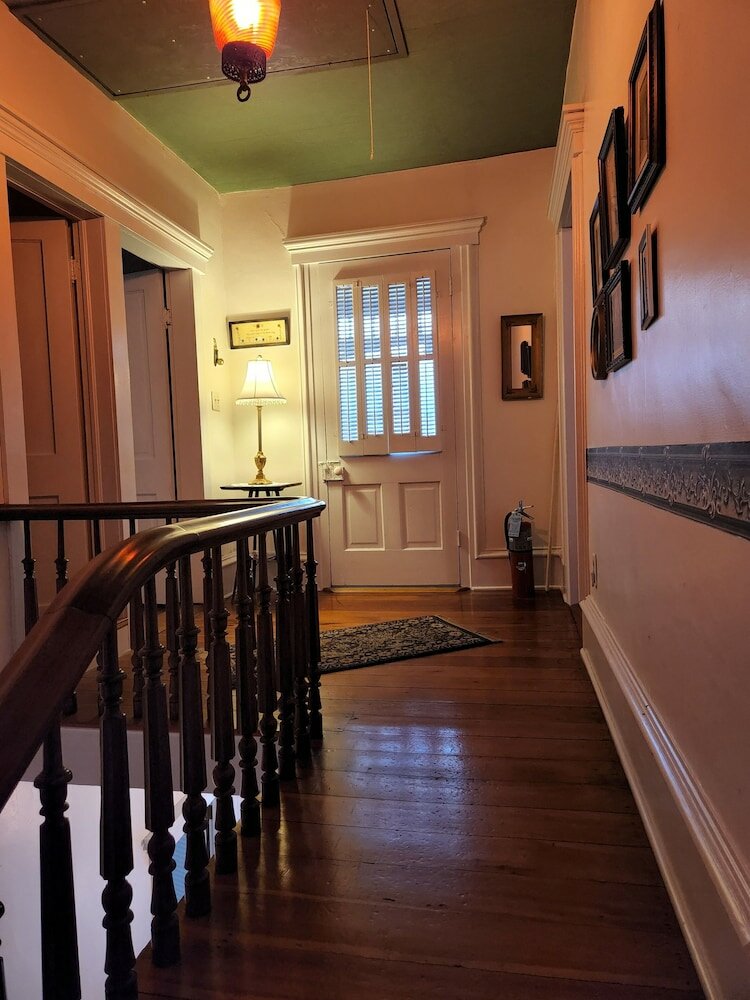 Фото Hawthorne Inn