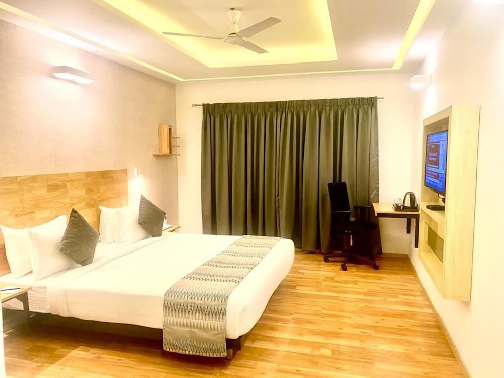 Фото Click Hotel Dbr