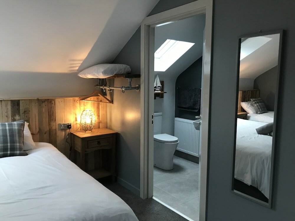 Фото Rostrevor Mountain Lodge