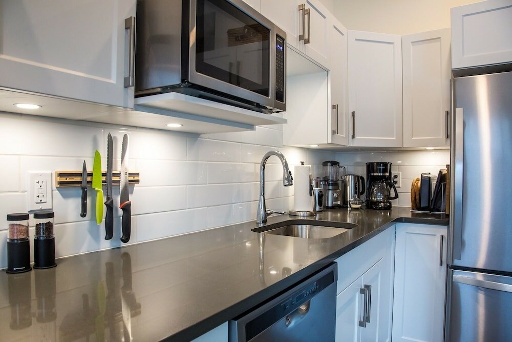 Фото Kasper’s Den by Revelstoke Vacations