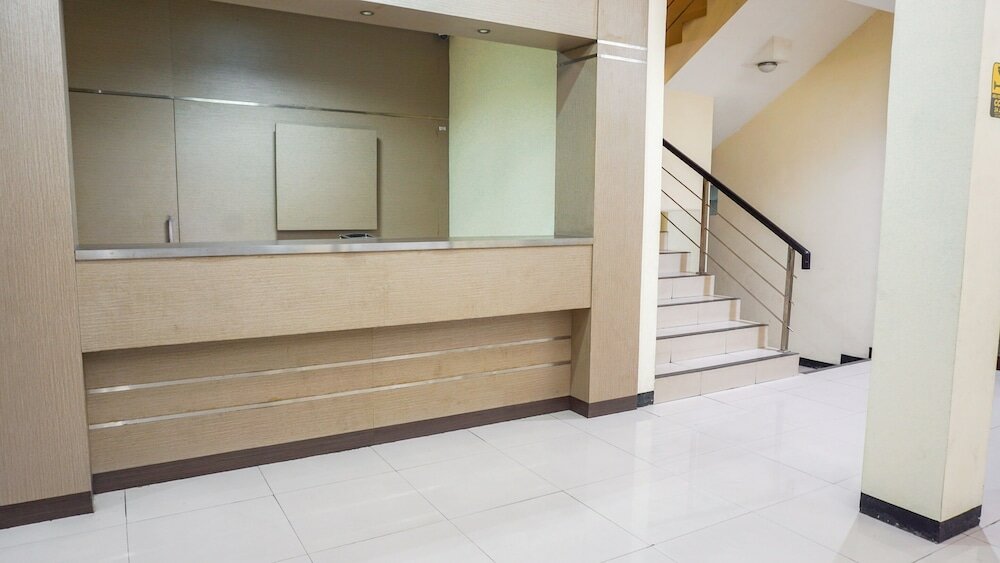 Фото Oyo 1739 Tekmira Residence Sudirman Syariah