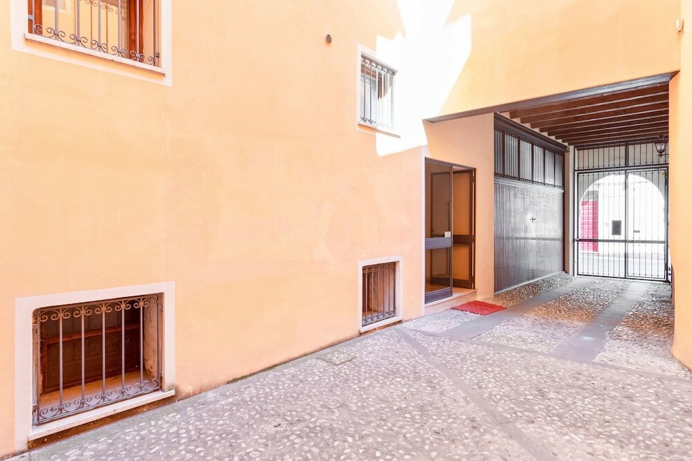 Фото Civico 34 Central Flat