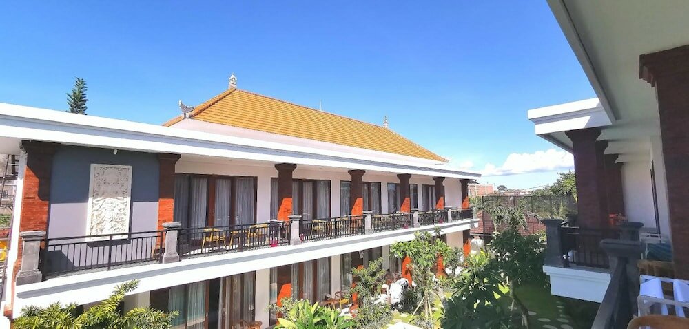 Фото Santi HomeStay