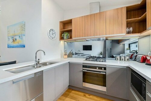Гостиница The Rees Hotel and Luxury Apartments в Куинстауне