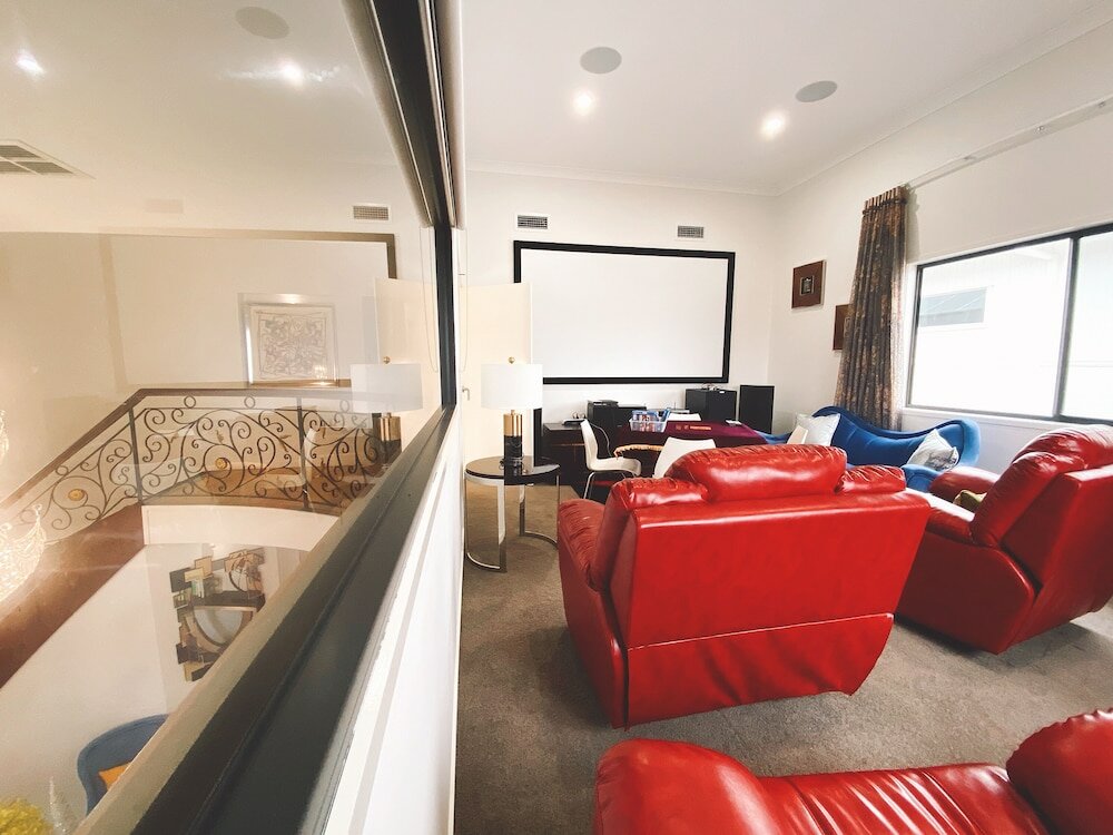 Фото Luxury House Collection Four Beds