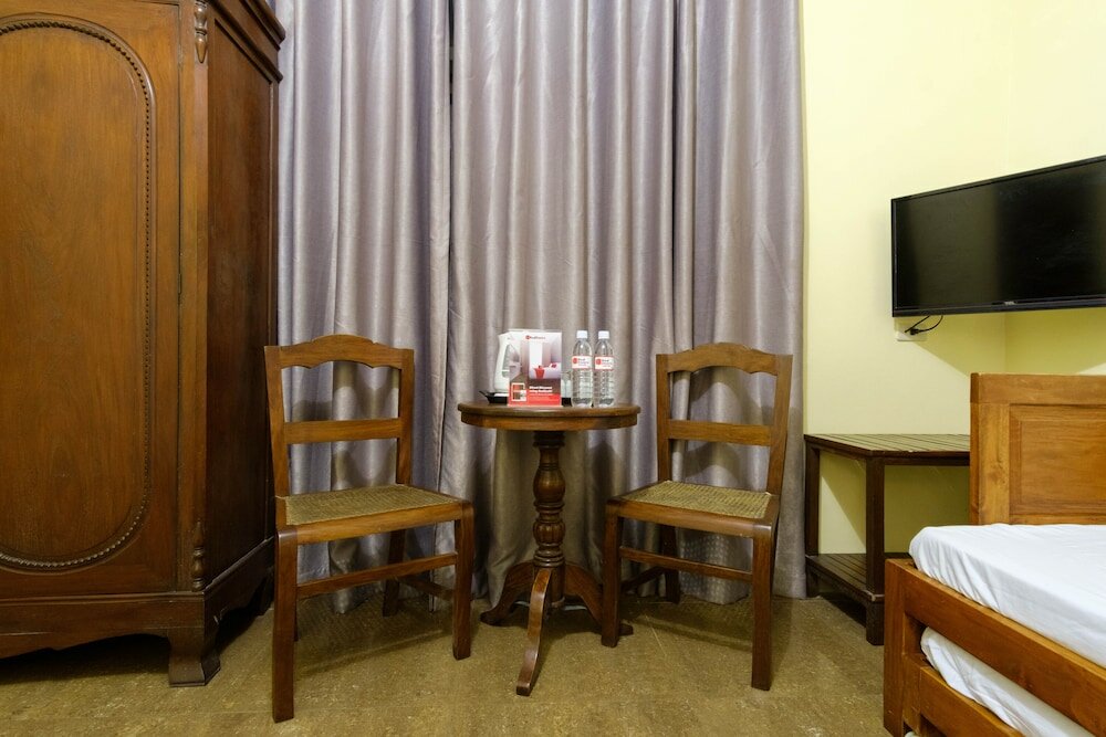 Фото RedDoorz Plus @ Calle Crisologo Vigan