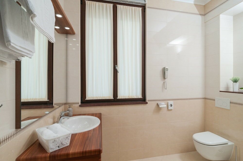 Фото Luxury Rooms near Beach 3