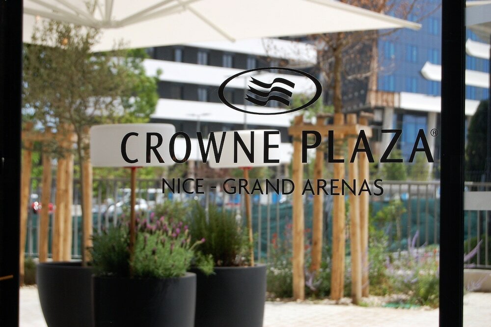Фото Crowne Plaza Nice Grand Arenas, an Ihg Hotel