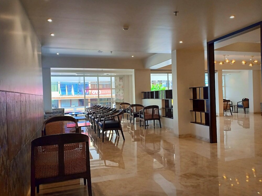 Фото Cosmique Clarks Inn Suites, Goa