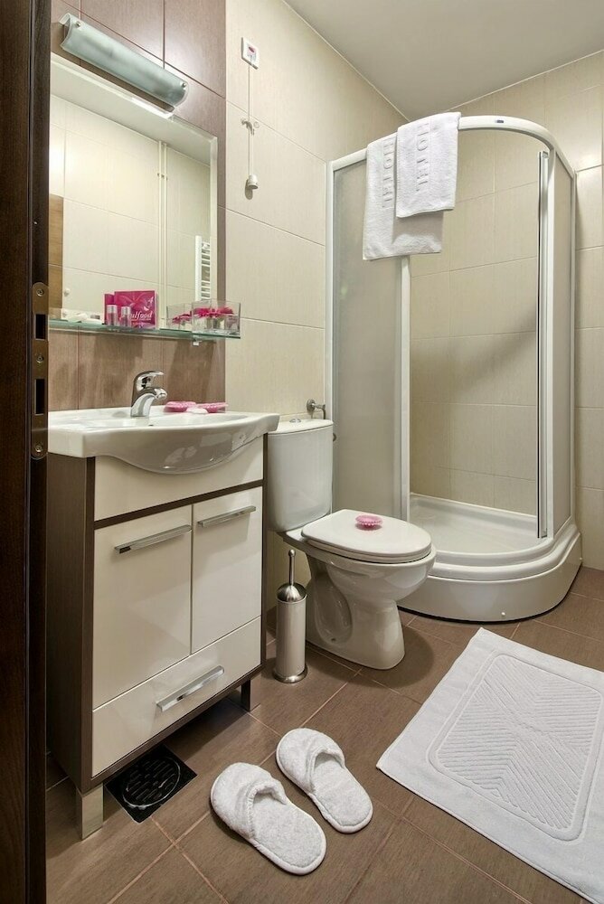 Фото Central Lux Hotel Kragujevac