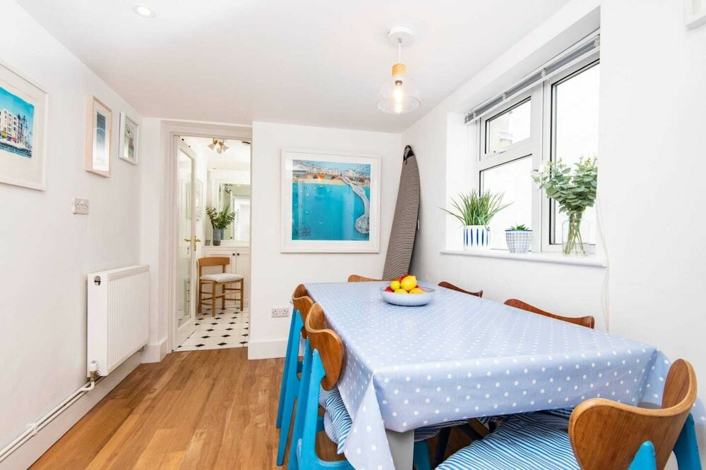 Фото Quirky 1 Bedroom Apartment in Kemptown